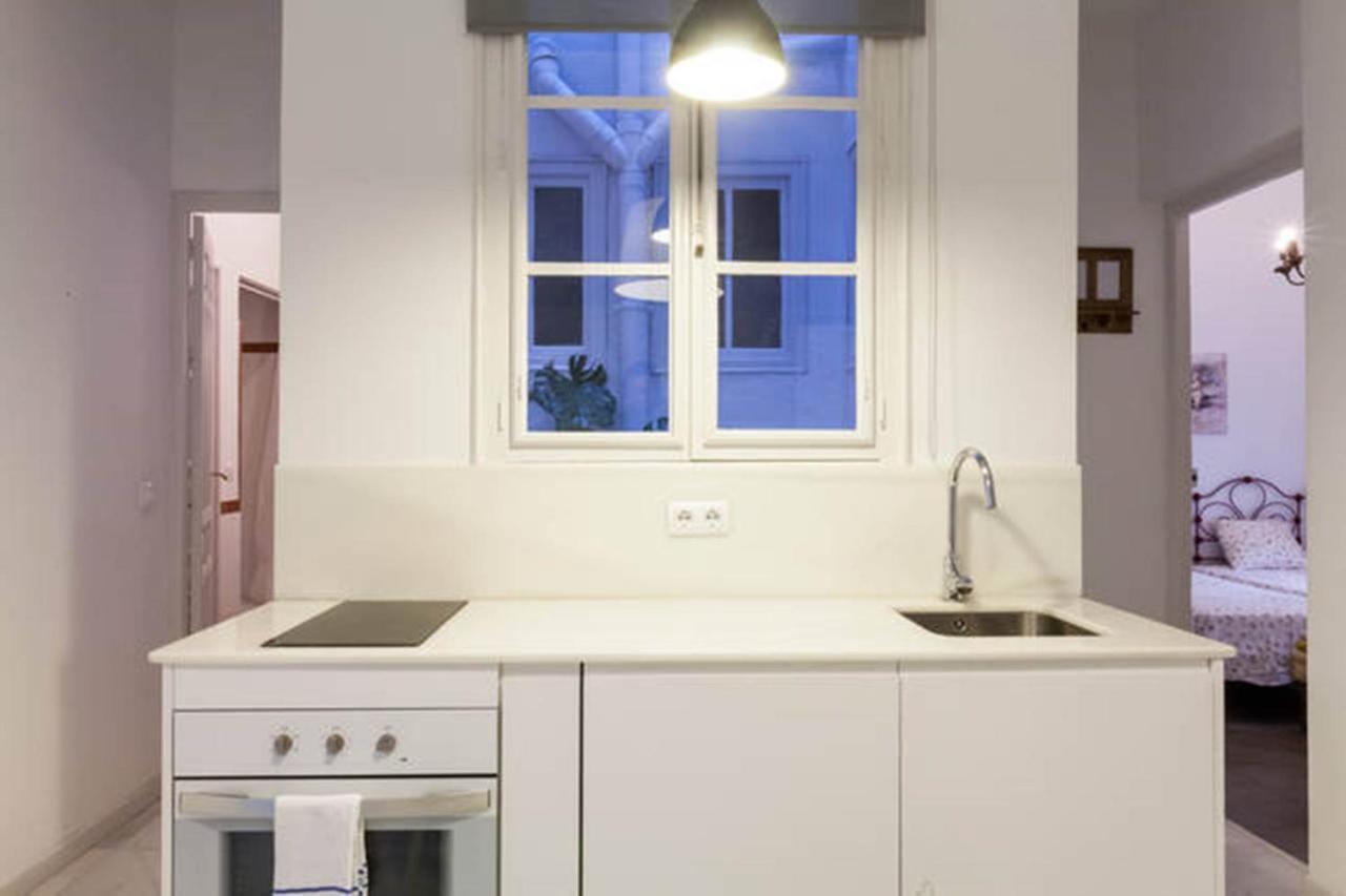 Apartamentos Rg Arenal Севилья Номер фото